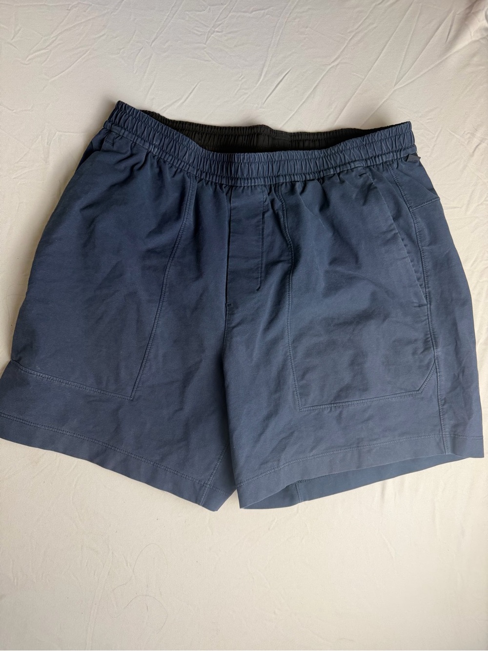 lululemon Bowline Shorts men’s size  medium 5" inseam - Picture 2 of 5